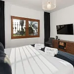 Karat Samarin Tatil Evi Costa Adeje